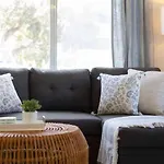 Beachside Bliss 2Br With Fast Wifi